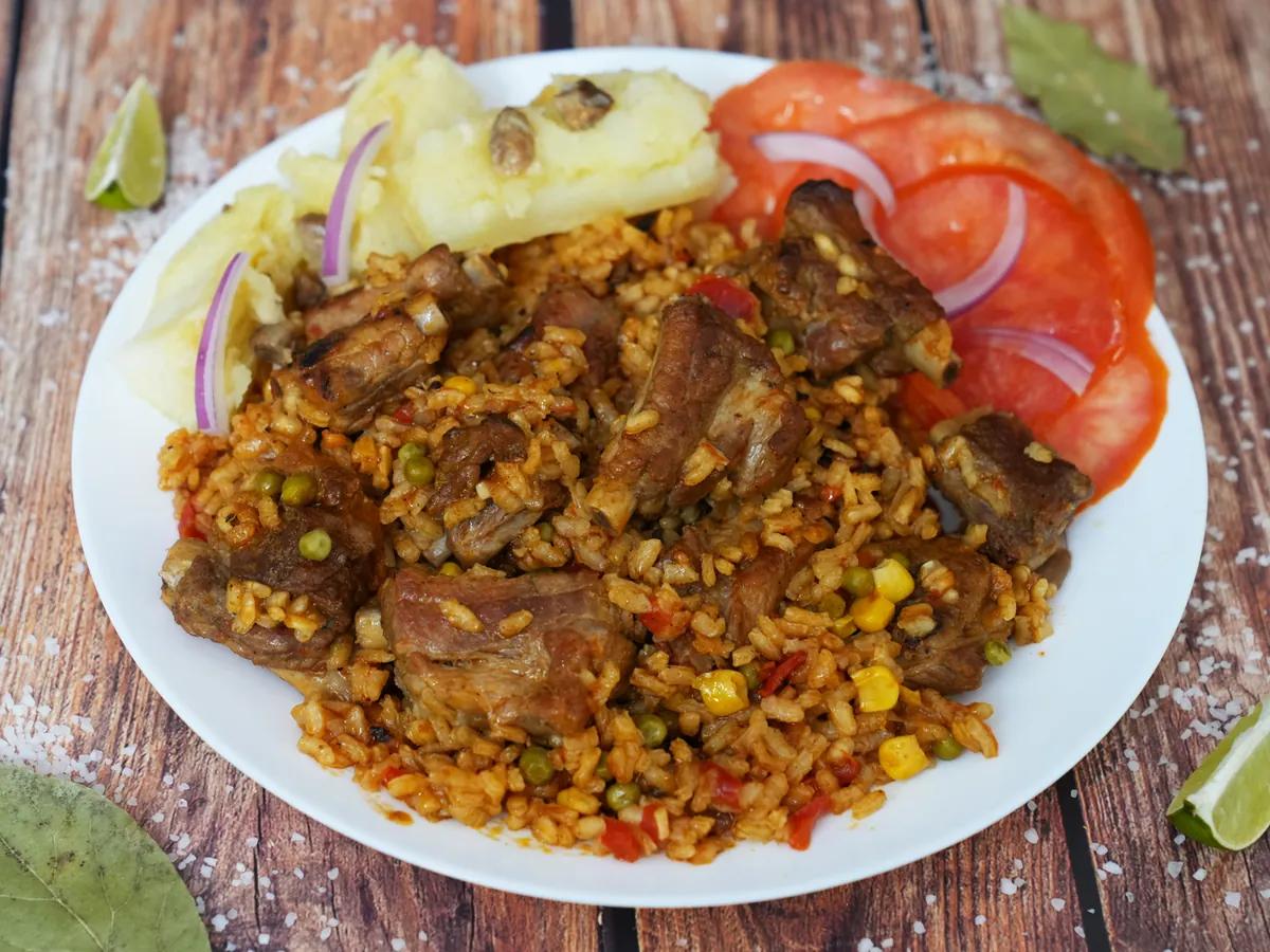 Sabores de la Isla: El Arte y la Tradición de la Comida Cubana