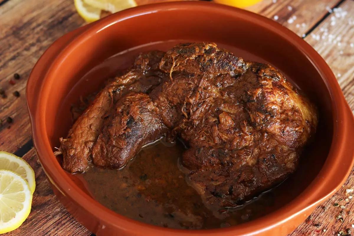 Cerdo Asado en Cazuela
