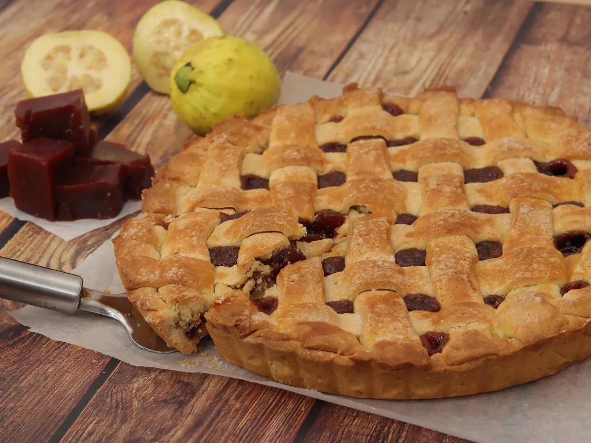 Pay de Guayaba Cubano